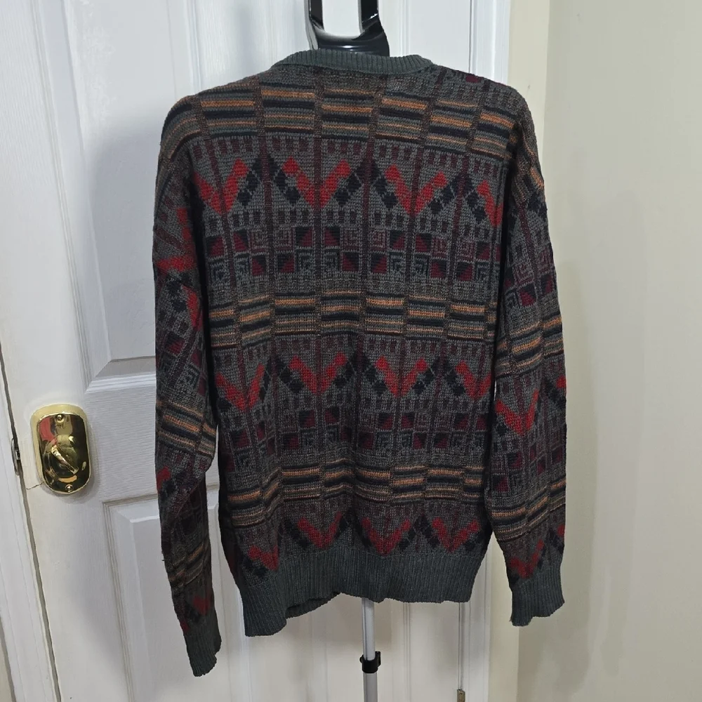 Pendleton Men's Geometric Crewneck Sweater - Red, Gray, and Brown 100% Wool XL - Picture 3 of 6